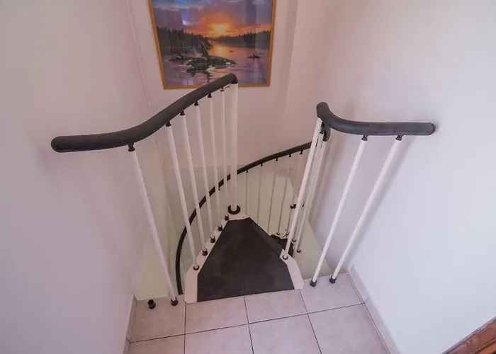 Andjelka B4 * マリ・ロシニュ