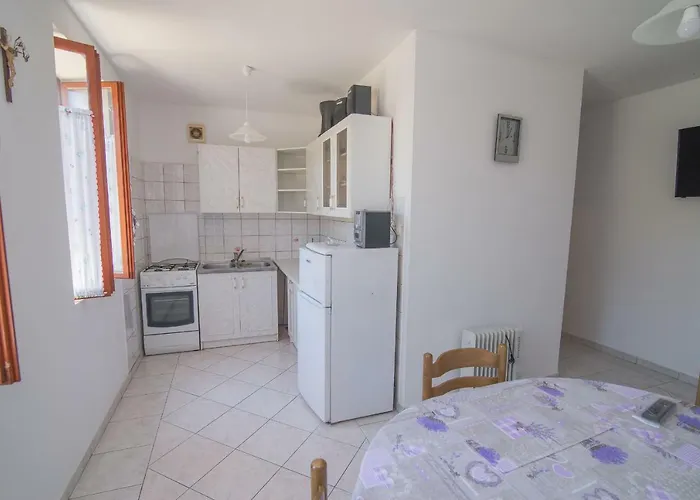 Andjelka B4 アパート *