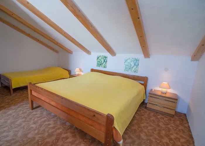 Andjelka B4 アパート